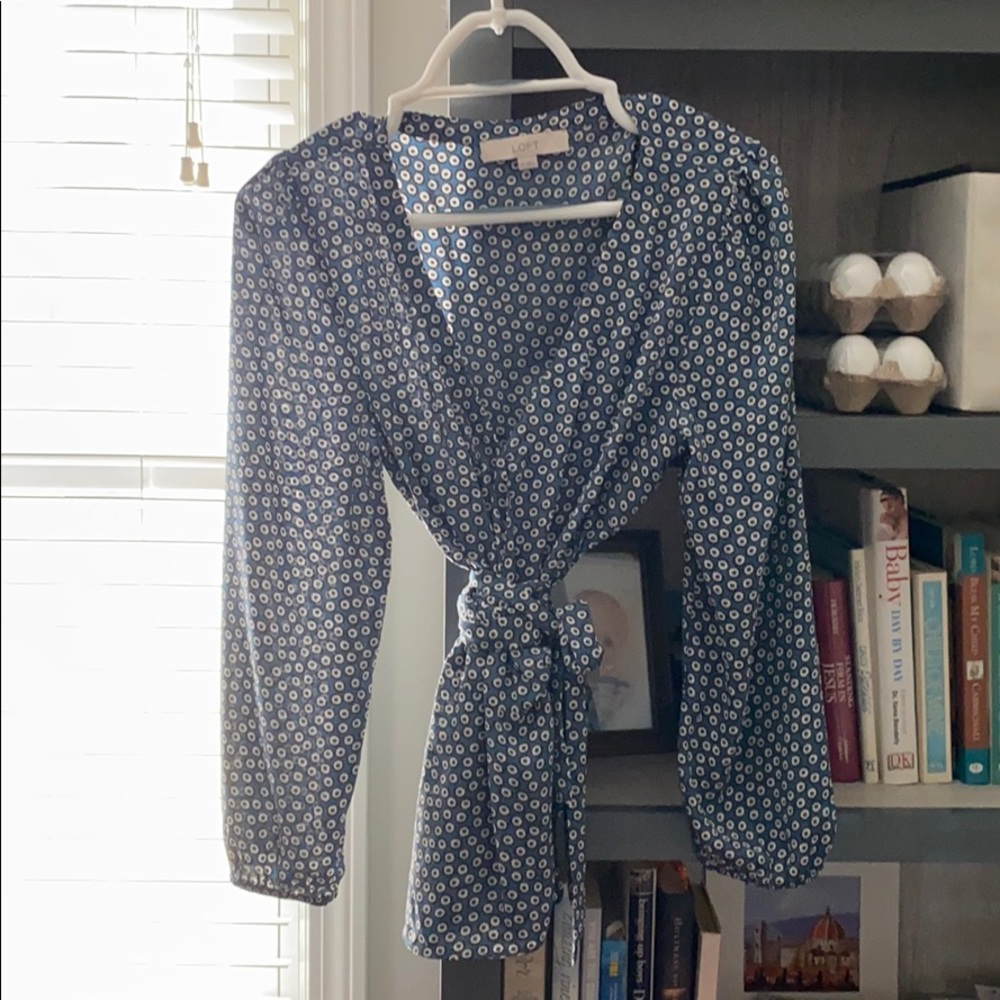 Loft Wrap shirt , size M